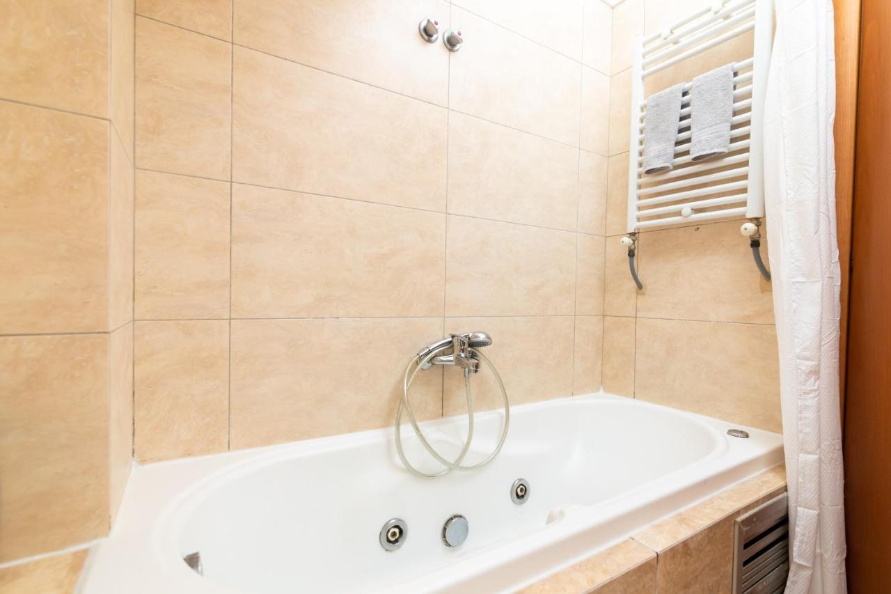 F & B Collection - For 4 Appartement Thessaloniki